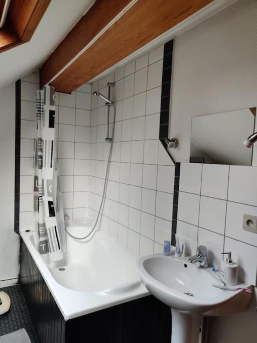 Appartement Cosy A Chimay Esterno foto