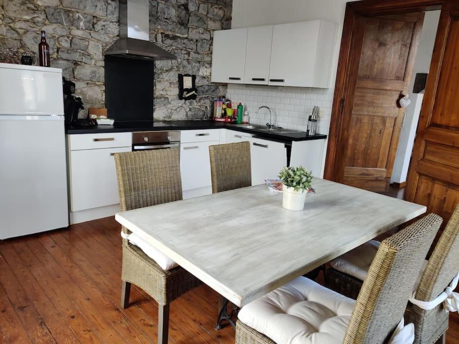 Appartement Cosy A Chimay Esterno foto